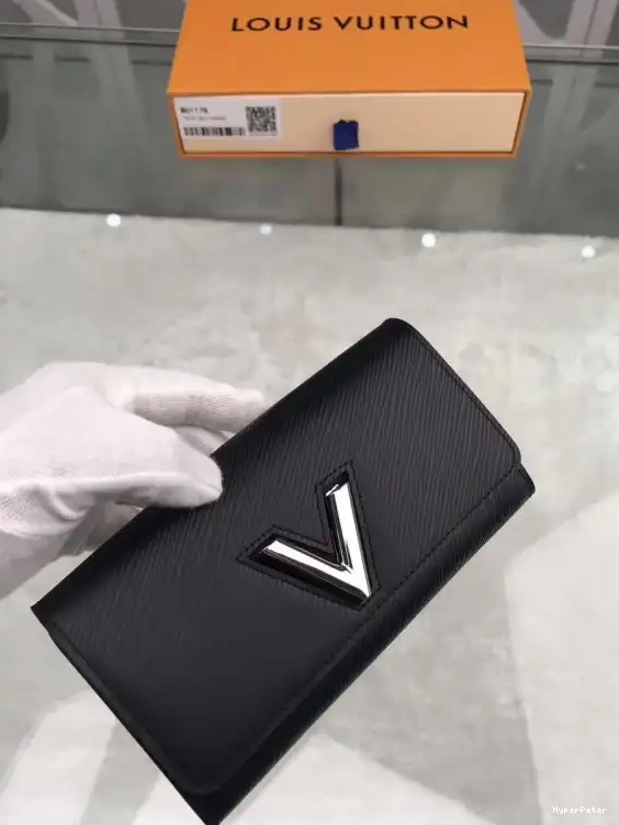 Vuitton Wallet Louis Twist 0702